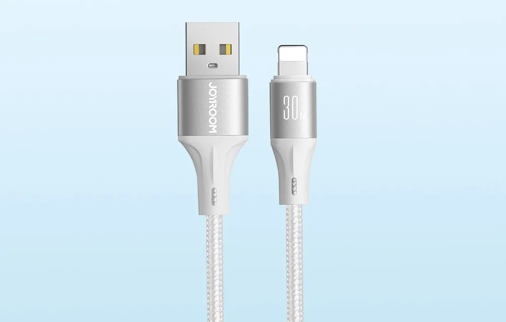 كيبل جوي روم Light Speed USB إلى Lightning 3A بطول 1.2 متر أبيض
